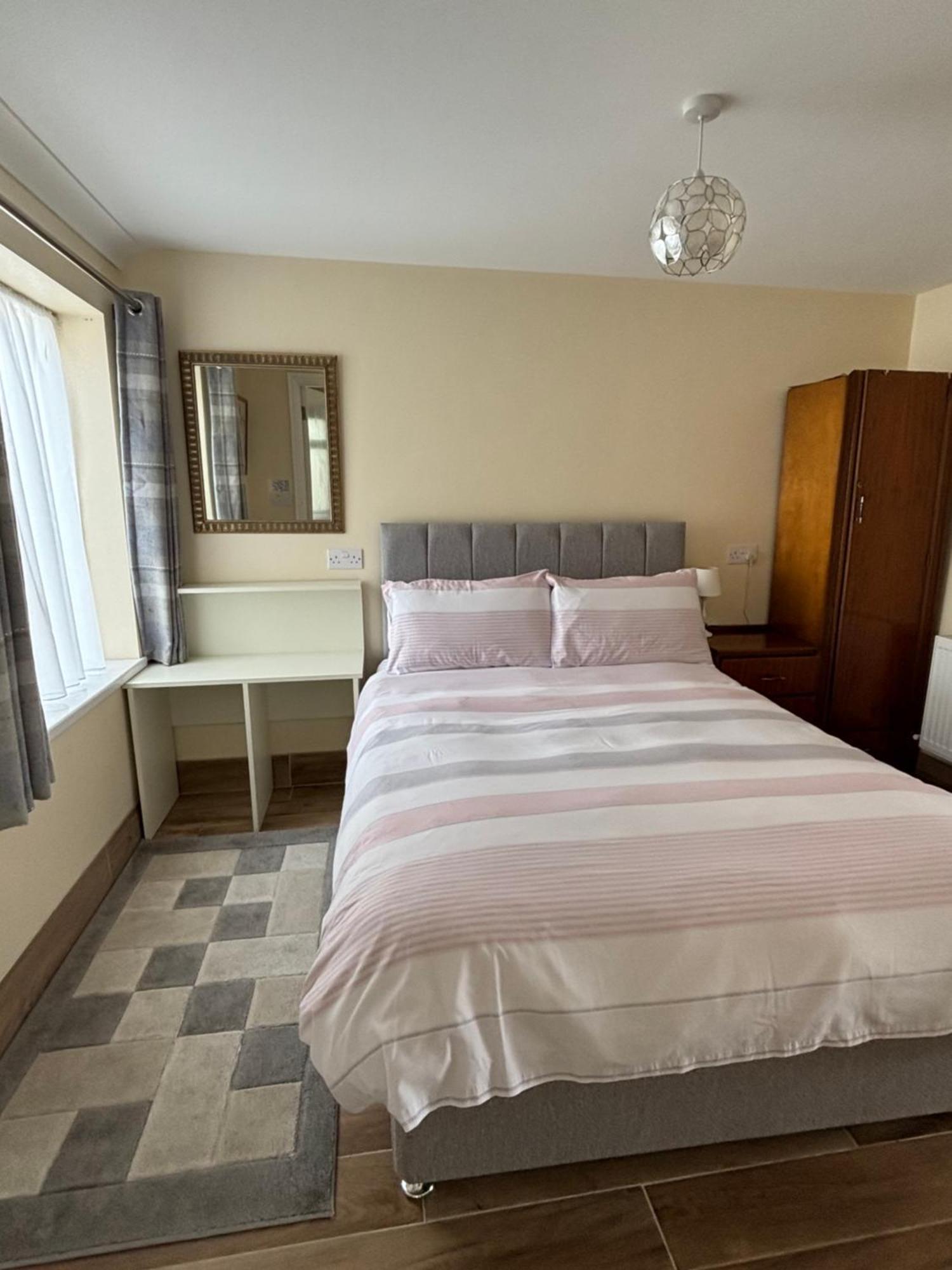 Mary'S Of Mulranny Otel Oda fotoğraf